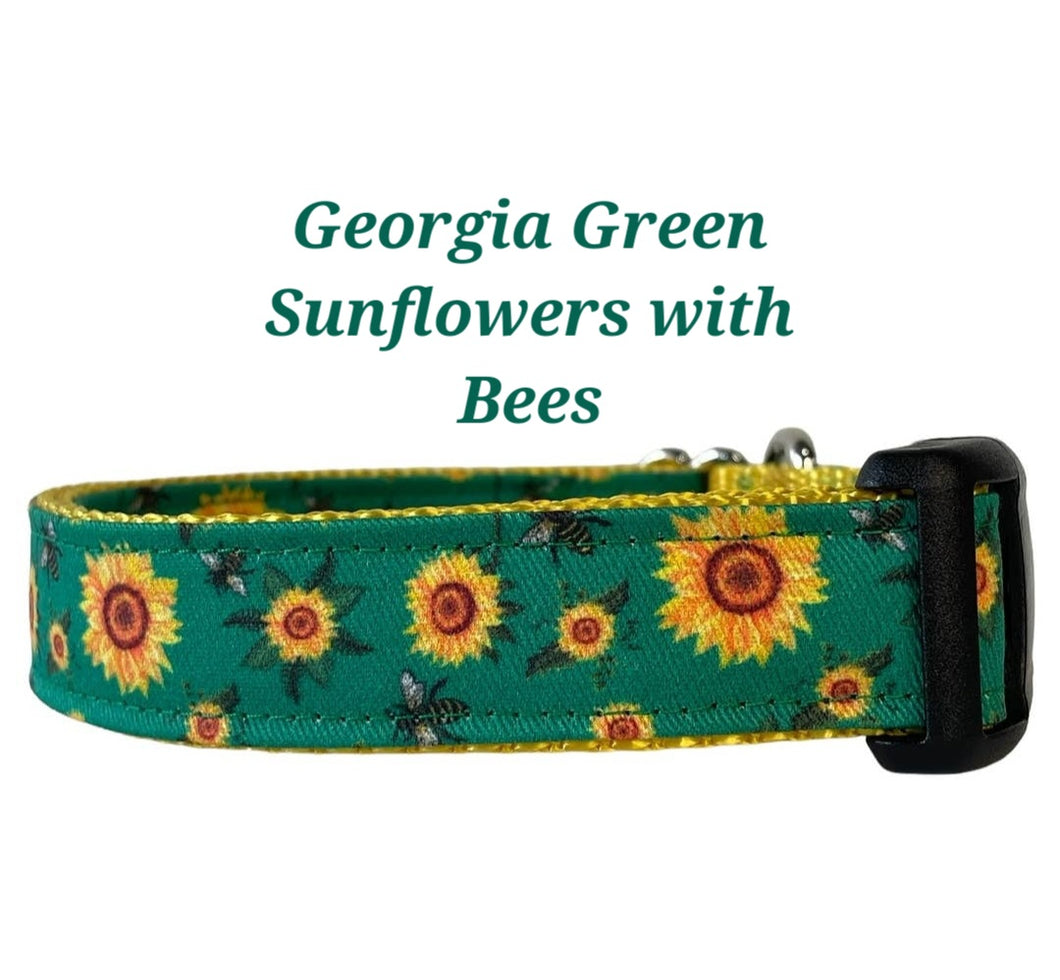 Green Sunflowers & Bees Dog Collar/ Leash