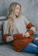 RUST TWO TONE COLOR BLOCK KNIT TOP