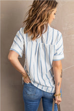 Load image into Gallery viewer, Short Sleeve Buttoned Pocket Shirt
